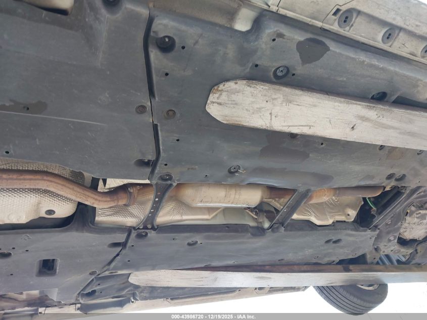 2020 Toyota Camry Le VIN: 4T1C11AK5LU355660 Lot: 43986720