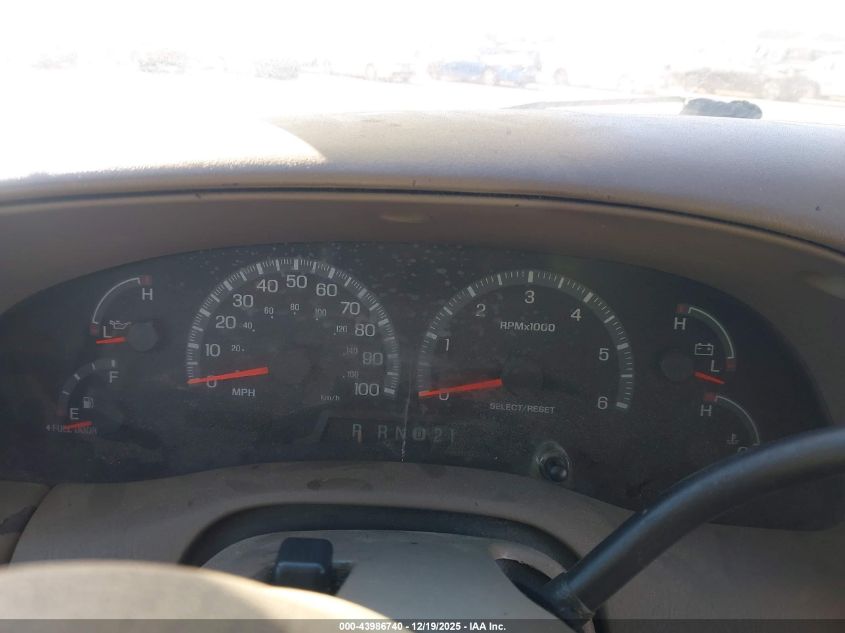 2003 Ford F-150 Lariat/Xl/Xlt VIN: 1FTRX17W33NA80694 Lot: 43986740