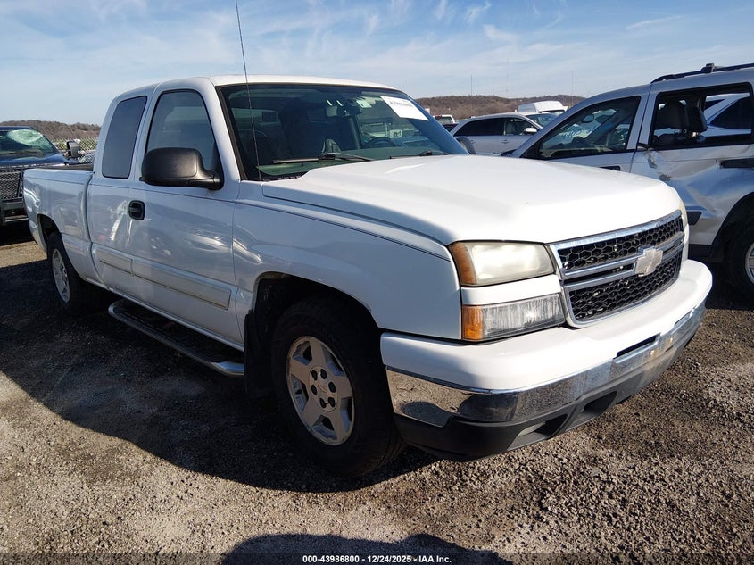 1GCEC19Z67Z124848 2007 Chevrolet Silverado 1500 Classic Lt1 auction photo 1