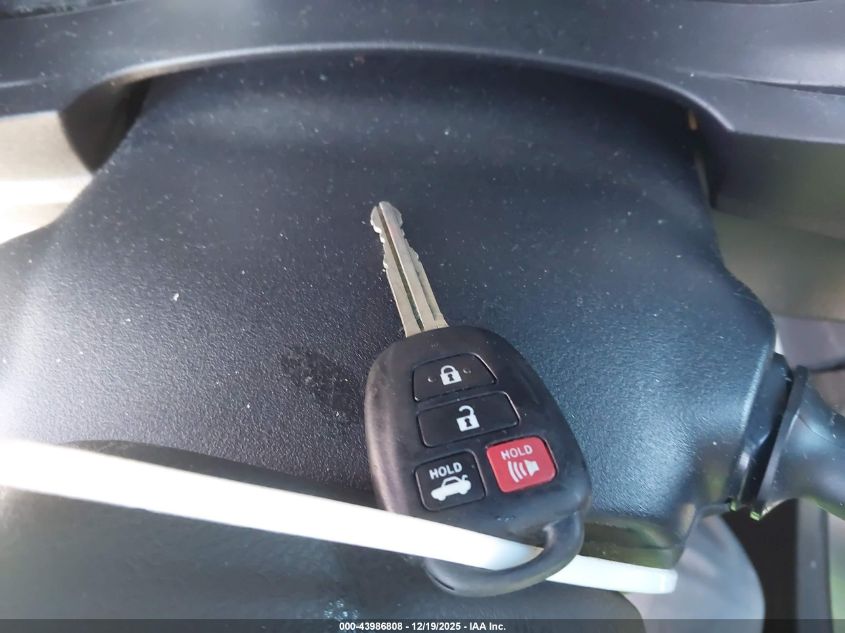 2014 Toyota Corolla Le VIN: 5YFBURHE4EP072849 Lot: 43986808