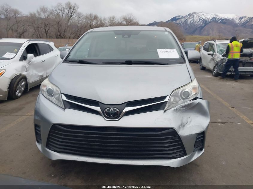 2018 Toyota Sienna Le 8 Passenger VIN: 5TDKZ3DC9JS944513 Lot: 43986823