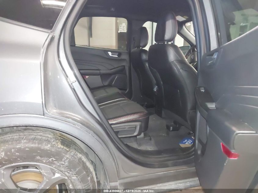 2023 Ford Escape St-Line VIN: 1FMCU0MN2PUA90922 Lot: 43986827