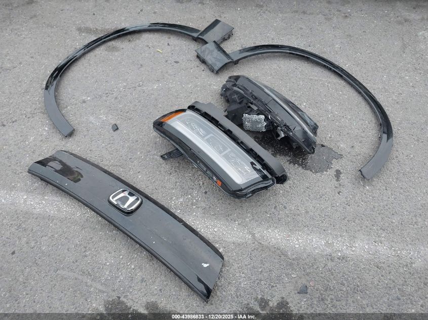 2024 Honda Prologue Touring VIN: 3GPKHXRJ8RS520070 Lot: 43986833