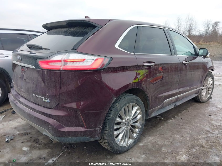 2020 Ford Edge Titanium