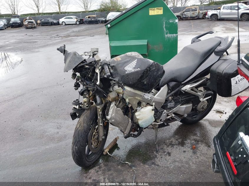 2006 Honda Vfr800 VIN: JH2RC46186M800494 Lot: 43986879