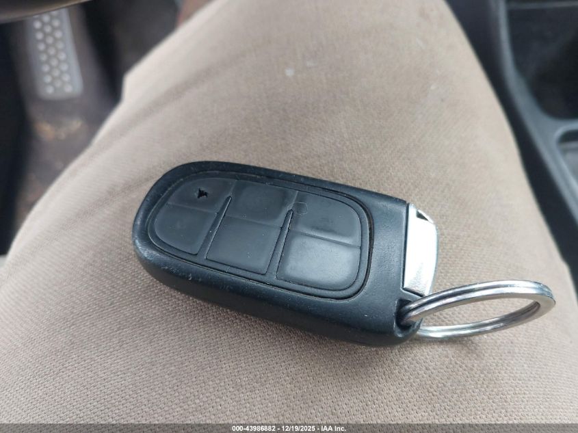 2017 Jeep Cherokee Limited Fwd VIN: 1C4PJLDB5HW526089 Lot: 43986882