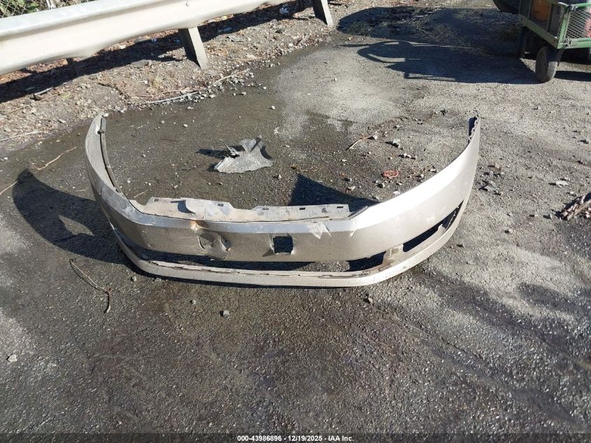 2015 Volkswagen Passat 2.0L Tdi Se VIN: 1VWBV7A32FC013476 Lot: 43986896