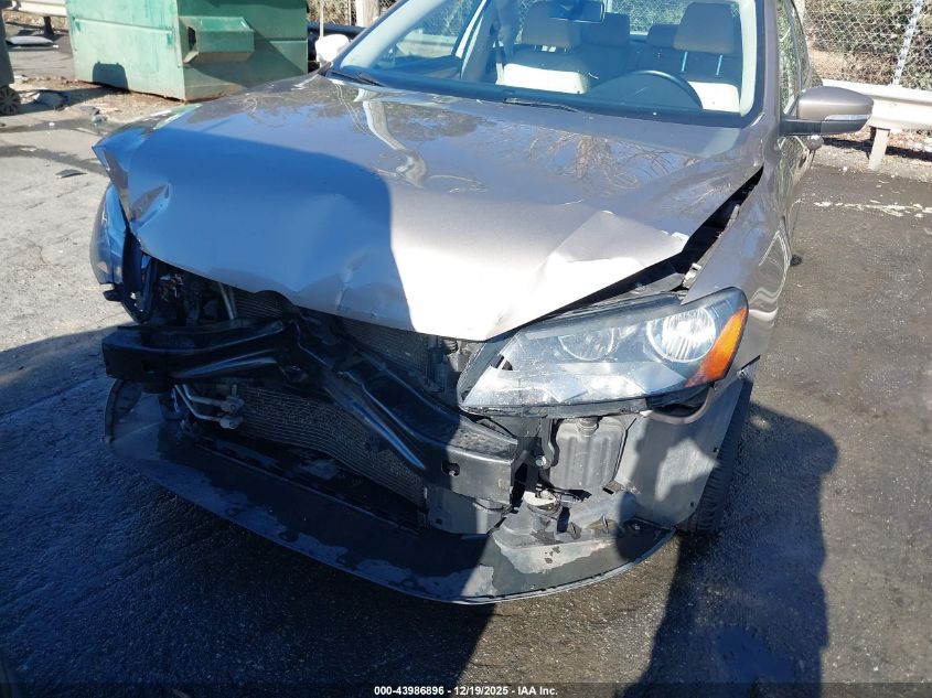 2015 Volkswagen Passat 2.0L Tdi Se VIN: 1VWBV7A32FC013476 Lot: 43986896