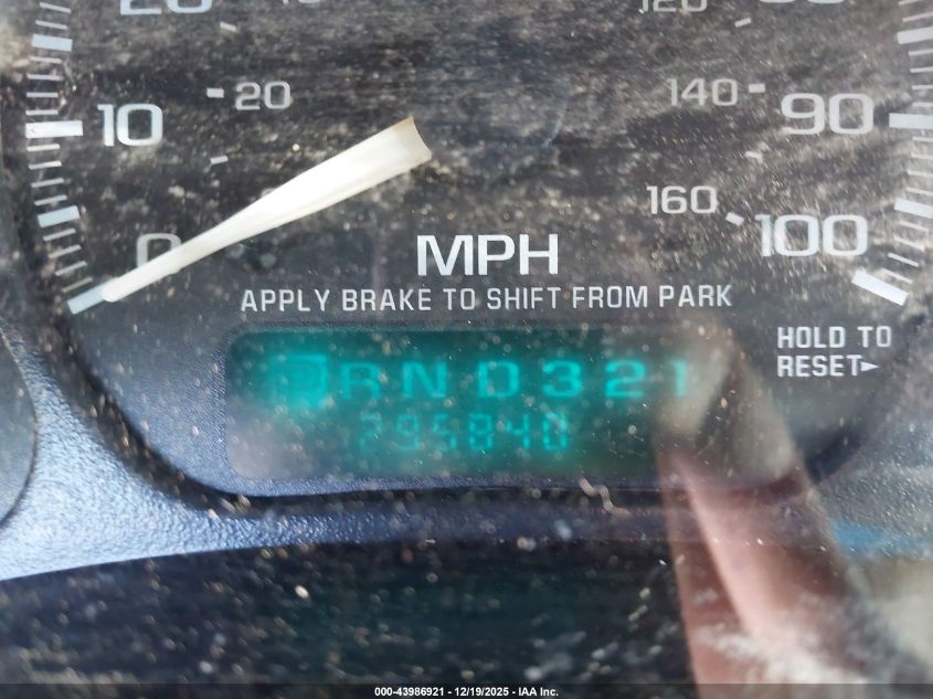 2002 Chevrolet Silverado 1500 VIN: 1GCEC14W12Z264425 Lot: 43986921