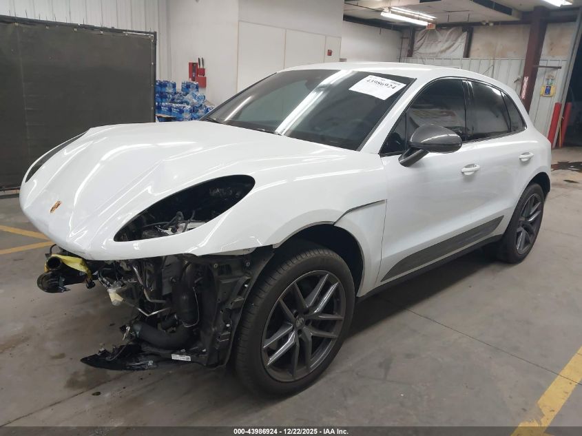 2024 Porsche Macan T VIN: WP1AA2A53RLB19422 Lot: 43986924