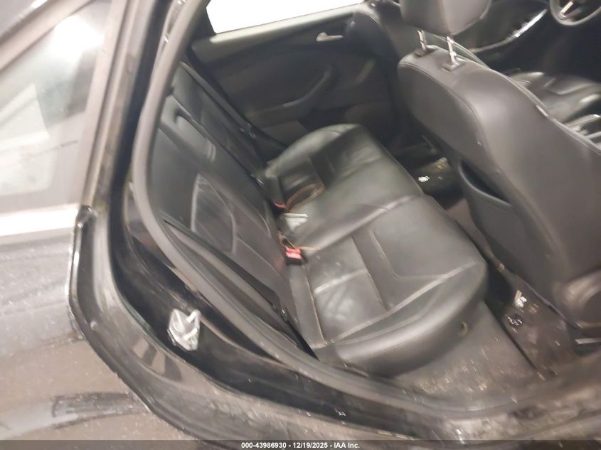 2015 Ford Focus Titanium VIN: 1FADP3J26FL239094 Lot: 43986930