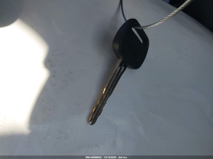 2002 Toyota Sienna Le VIN: 4T3ZF13C12U447260 Lot: 43986932