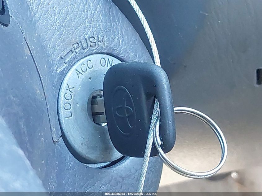 2003 Toyota Corolla Le VIN: 2T1BR32E43C151099 Lot: 43986954