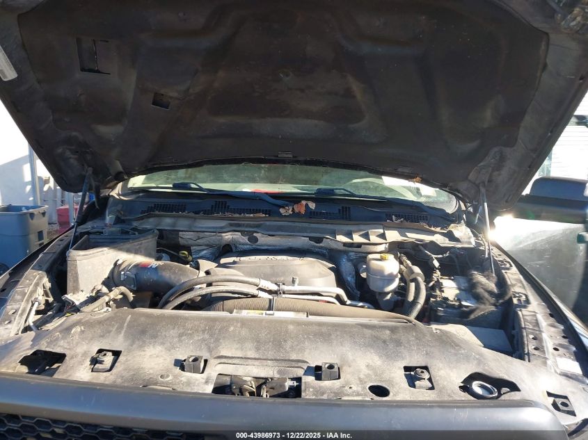 2017 Ram 2500 Tradesman 4X4 8' Box VIN: 3C6UR5HJ0HG501809 Lot: 43986973