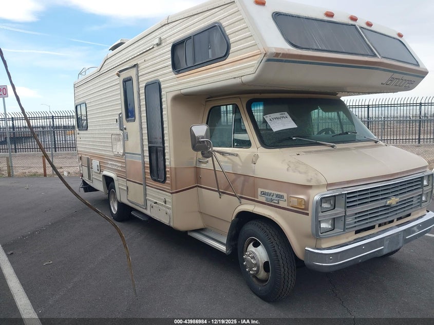 2GBJG31M7E4144758 1984 Chevrolet G30 auction photo 1