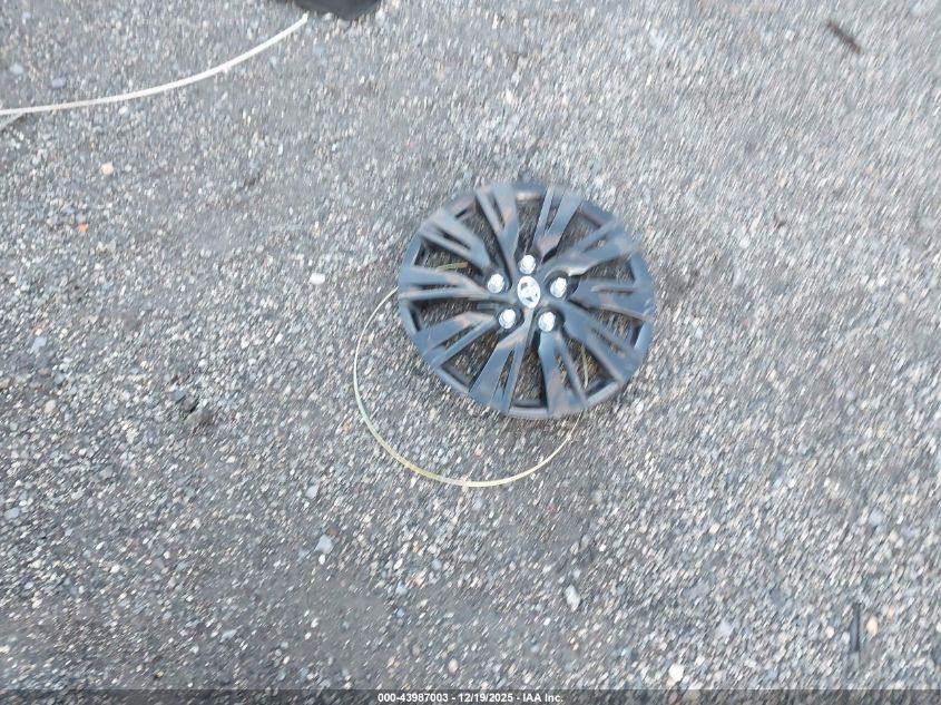 2020 Toyota Corolla Le VIN: 5YFEPRAE3LP076662 Lot: 43987003