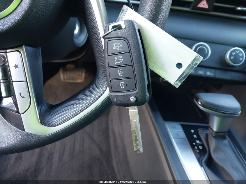 2025 Hyundai Elantra Se VIN: KMHLL4DG0SU071385 Lot: 43987017