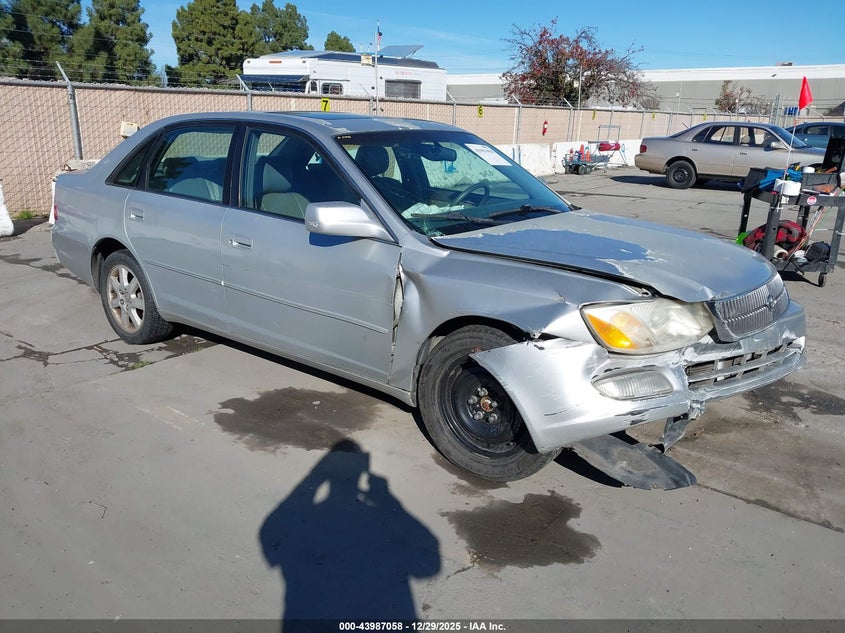 4T1BF28B0YU060899 2000 Toyota Avalon Xls auction photo 1
