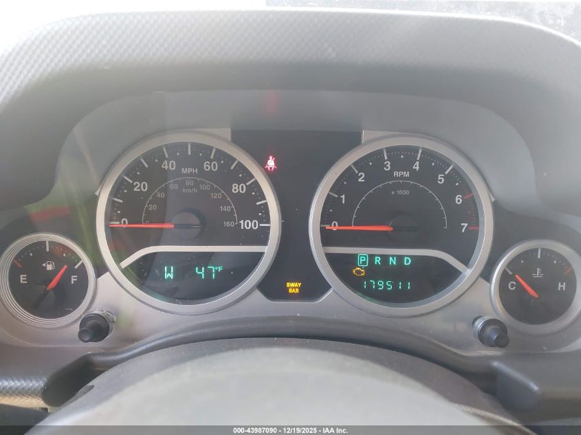 2007 Jeep Wrangler Rubicon VIN: 1J4GA64137L126647 Lot: 43987090