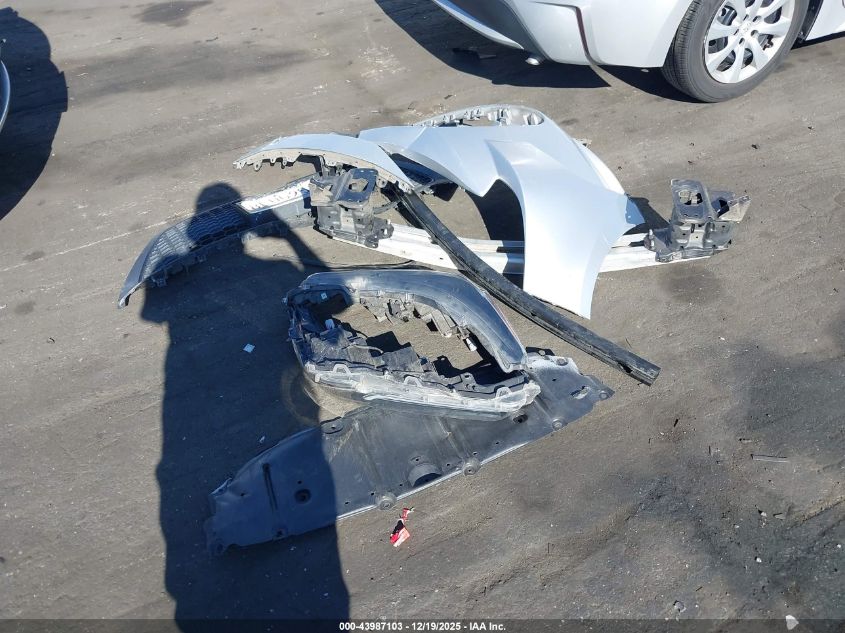 2020 Toyota Corolla Le VIN: 5YFEPRAE5LP089493 Lot: 43987103