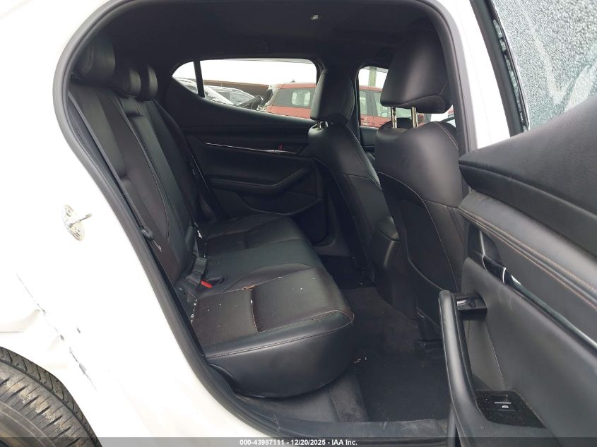 2019 Mazda Mazda3 Premium Package VIN: JM1BPANM1K1128833 Lot: 43987111