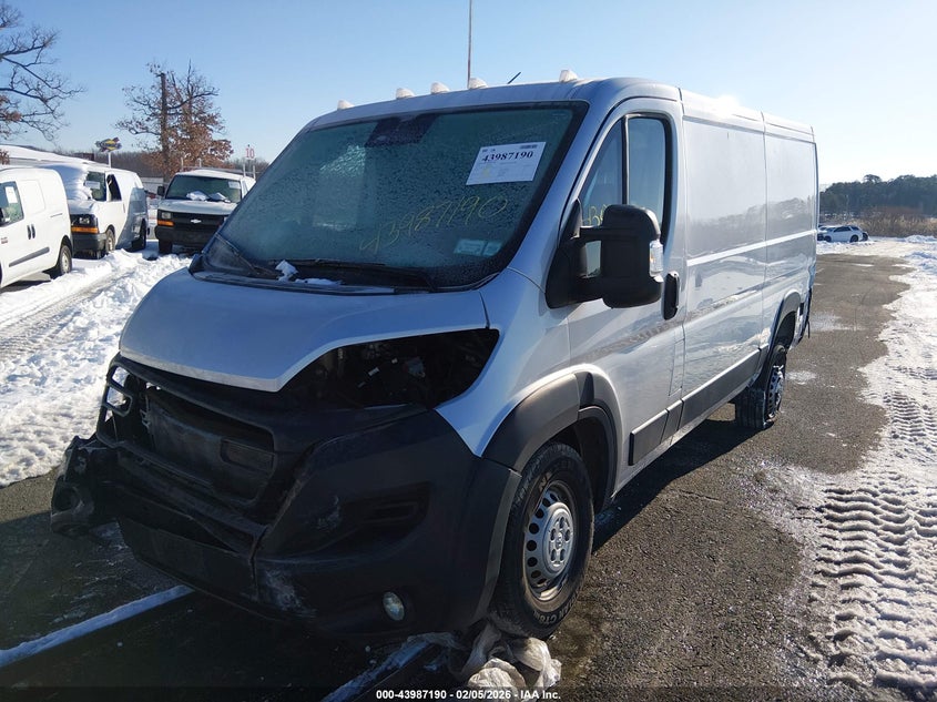 Vin: 3c6lrvag9re144783, lot: 44482898, ram promaster 1500 low roof 136 wb w/pass seat 20242