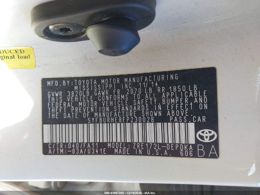 2015 Toyota Corolla L VIN: 5YFBURHE8FP230028 Lot: 43987200