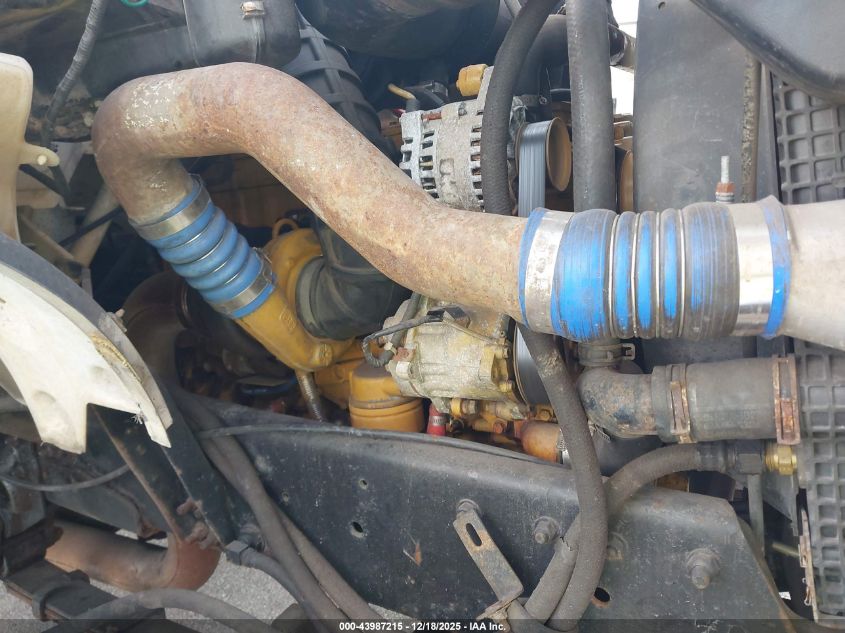 2001 Ford F-650 Xl/Xlt VIN: 3FDWW65231MA56787 Lot: 43987215