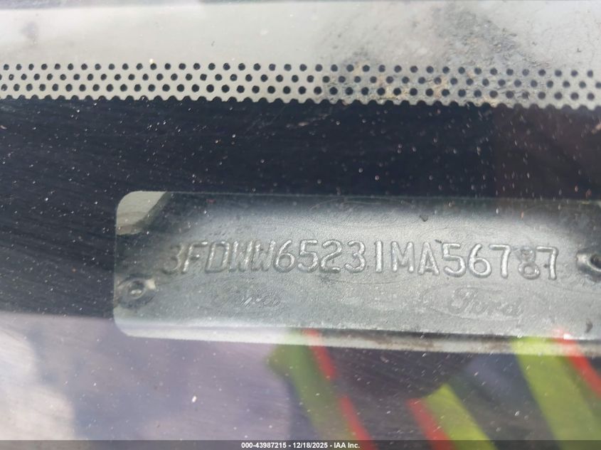 2001 Ford F-650 Xl/Xlt VIN: 3FDWW65231MA56787 Lot: 43987215