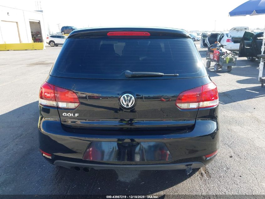 2013 Volkswagen Golf 2.5L 4-Door VIN: WVWDB7AJ3DW139005 Lot: 43987219