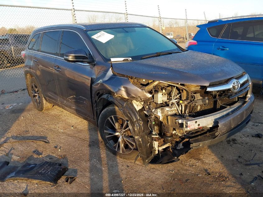 2016 Toyota Highlander
