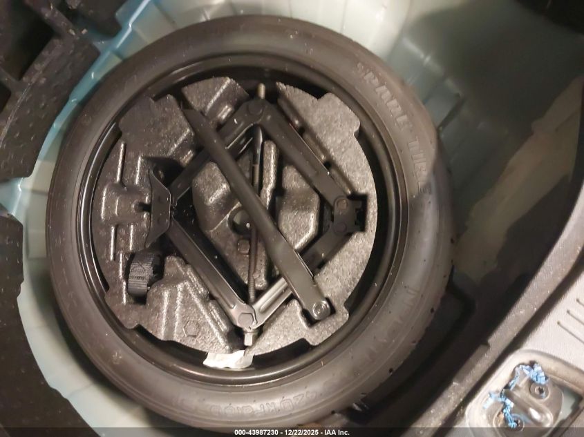 2019 Chevrolet Trax Lt VIN: 3GNCJLSBXKL219619 Lot: 43987230