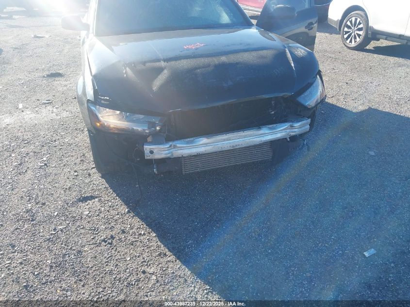 2013 Audi A4 2.0T Premium VIN: WAUBFAFL5DN044581 Lot: 43987239