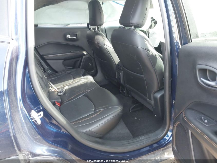 2018 Jeep Compass Limited 4X4 VIN: 3C4NJDCB4JT245752 Lot: 43987339