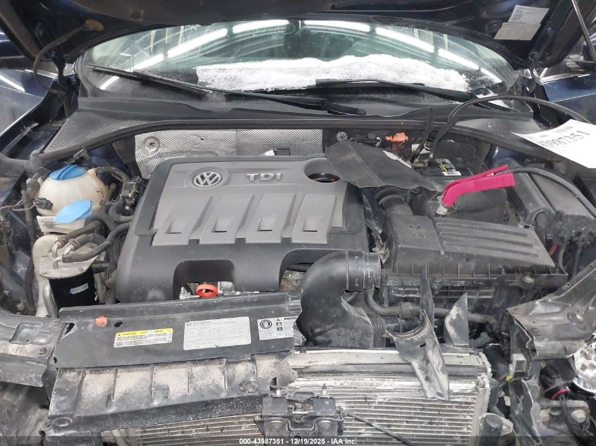 2013 Volkswagen Passat 2.0L Tdi Se VIN: 1VWBN7A39DC054099 Lot: 43987351