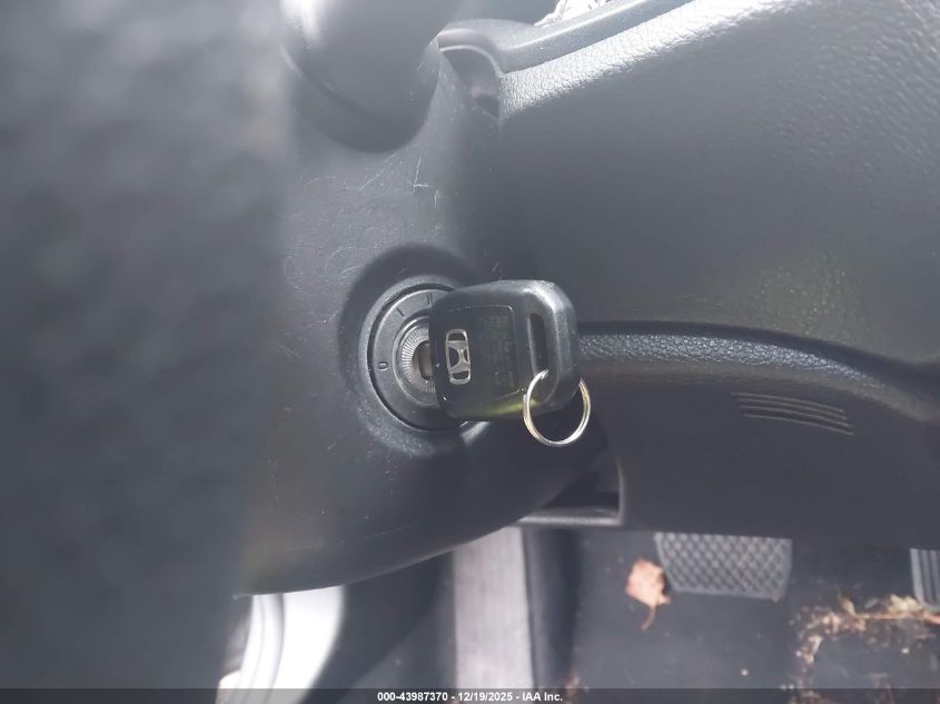 2020 Honda Civic Lx VIN: 2HGFC2F61LH562550 Lot: 43987370