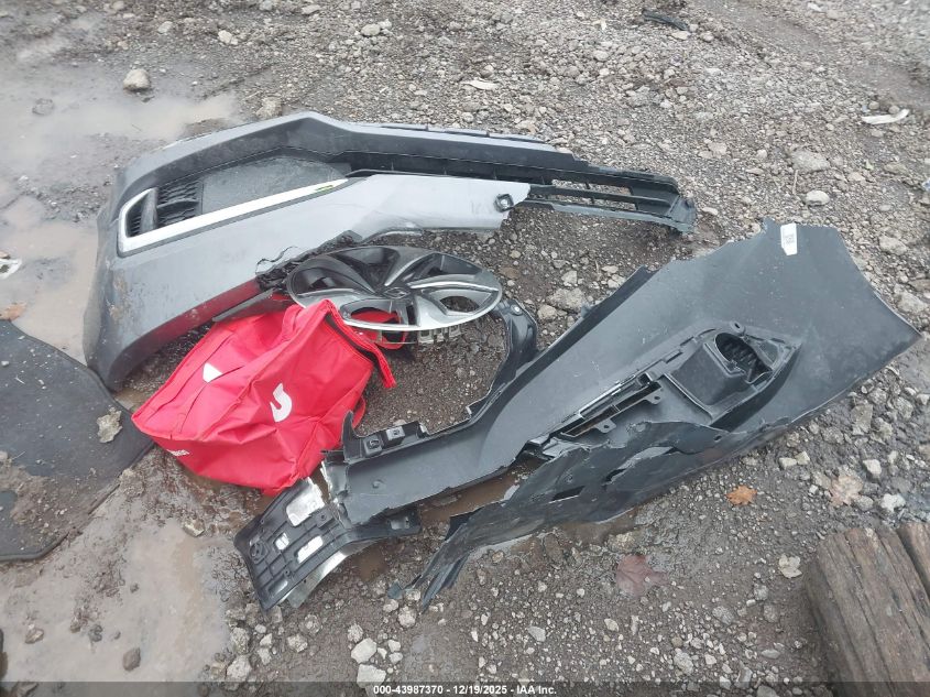 2020 Honda Civic Lx VIN: 2HGFC2F61LH562550 Lot: 43987370