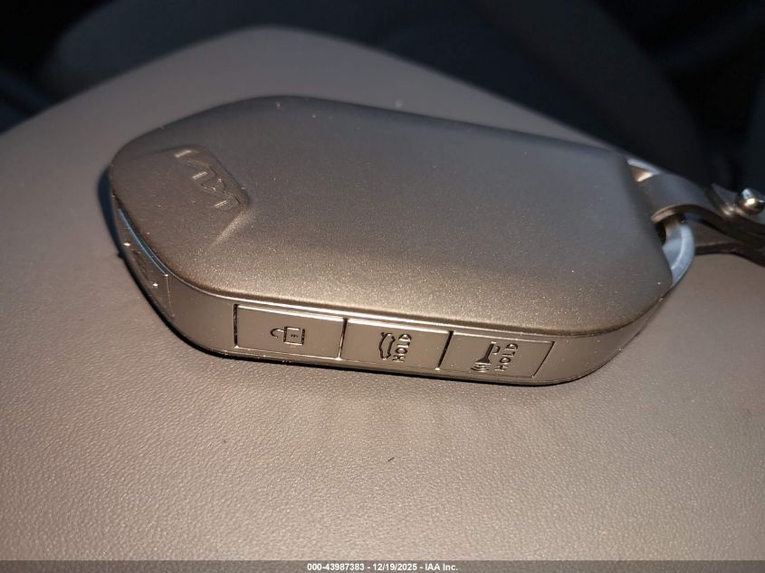 2025 Kia K4 Lxs VIN: 3KPFT4DE4SE194282 Lot: 43987383