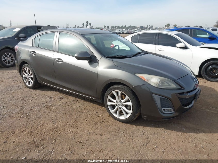 MAZDA 3 S GRAND TOURING