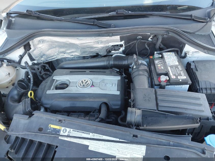 2017 Volkswagen Tiguan 2.0T/2.0T S VIN: WVGBV7AX6HK051819 Lot: 43987409