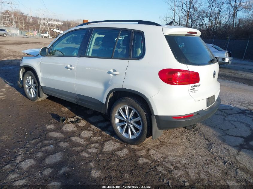 2017 Volkswagen Tiguan 2.0T/2.0T S VIN: WVGBV7AX6HK051819 Lot: 43987409