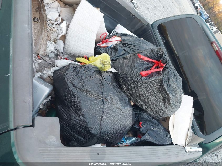 2001 Ford F-150 Harley-Davidson Edition/King Ranch Edition/Lariat/Xlt VIN: 1FTRW07L61KE20521 Lot: 43987424