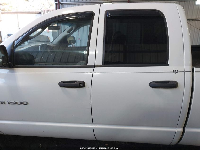 2005 Dodge Ram 1500 Slt/Laramie VIN: 1D7HA18D05J605611 Lot: 43987452