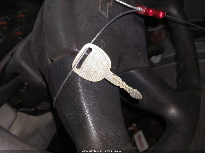 2002 Chevrolet Trailblazer Ls VIN: 1GNDT13S822236048 Lot: 43987463