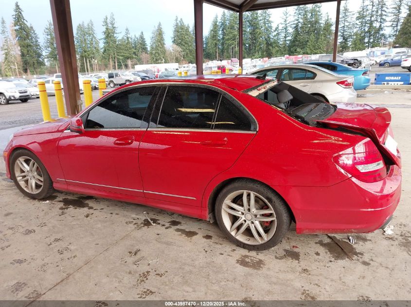 2014 Mercedes-Benz C 300 Sport 4Matic VIN: WDDGF8AB9ER317800 Lot: 43987470