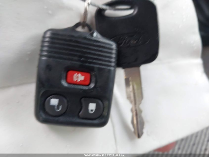 1999 Mazda B3000 Se/Tl VIN: 4F4YR16V7XTM30688 Lot: 43987475