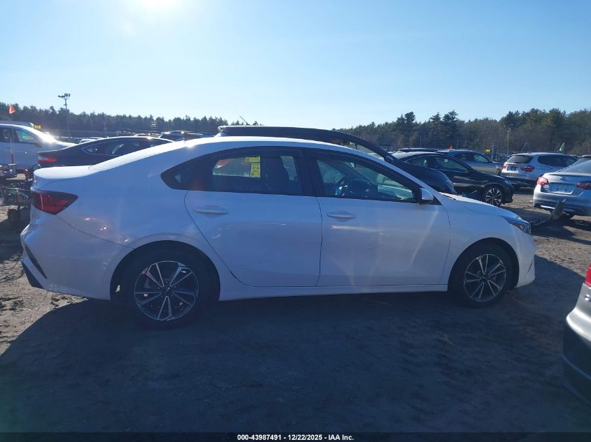 2023 Kia Forte Lxs VIN: 3KPF24AD5PE633981 Lot: 43987491
