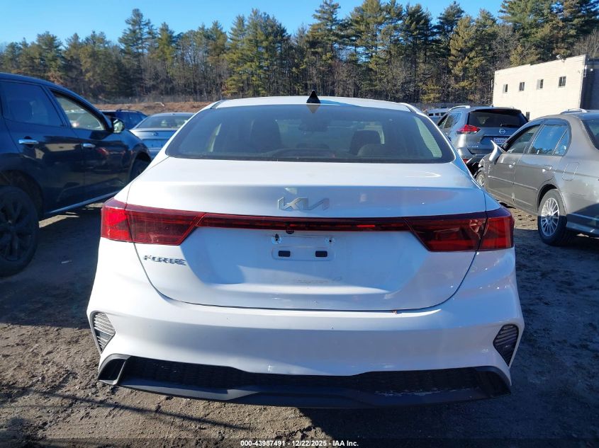 2023 Kia Forte Lxs VIN: 3KPF24AD5PE633981 Lot: 43987491