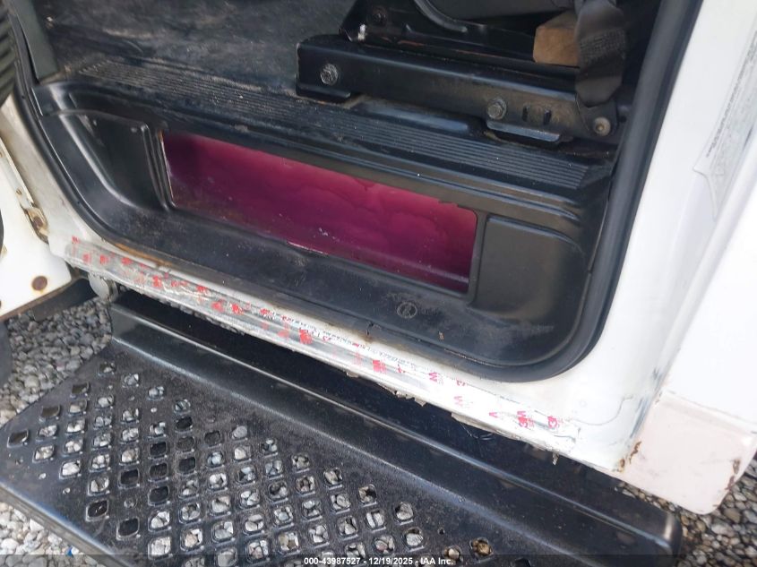 2006 Chevrolet Cc5500 VIN: 1GBE5C1236F423061 Lot: 43987527