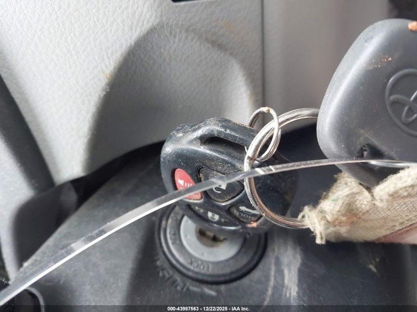 2013 Toyota Corolla Le VIN: 2T1BU4EEXDC068925 Lot: 43987563